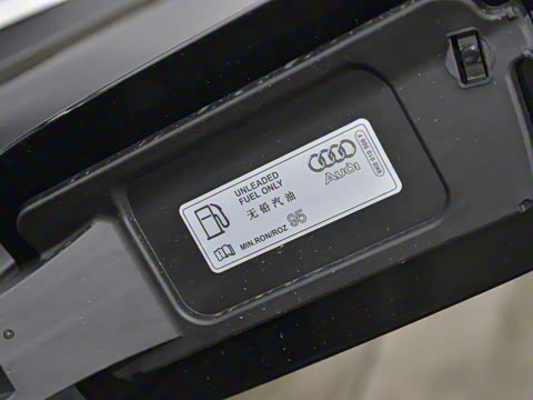 2021�� 40 TFSI ����������