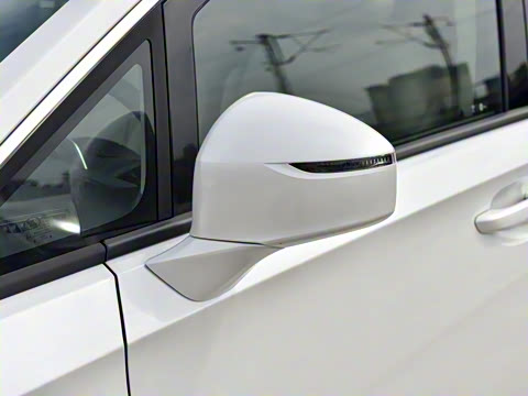 2022�� ES½�� 653T ������