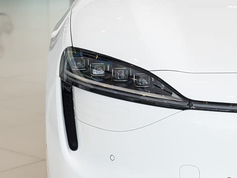 2024�� ���� 667km Max