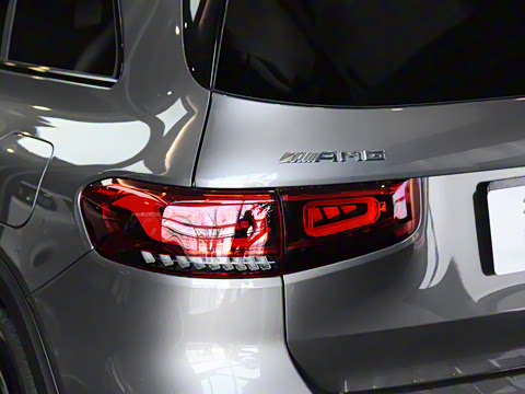 2021�� AMG GLB 35 4MATIC