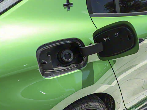 2025�� 03+ 2.0TD �Զ����ܽ��װ�