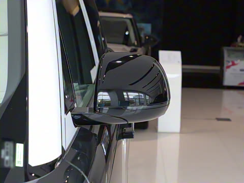 2025�� 3.0 L6 400PS ʢ���ӳ��� ����