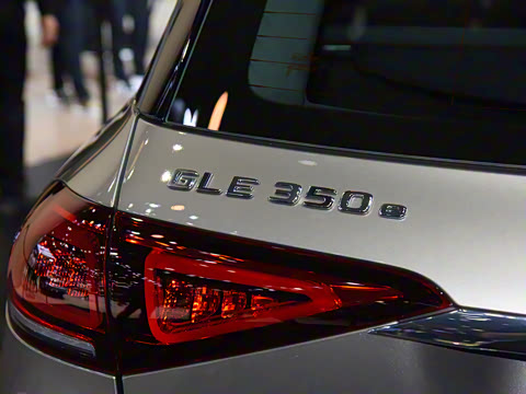 2021�� GLE 350 e 4MATIC ������