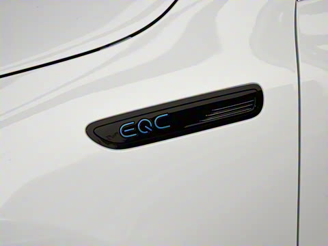 2021�� EQC 350 4MATIC