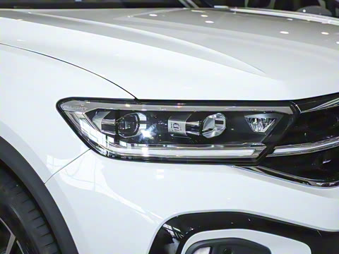 2025�� �Ŀ�� 300TSI DSG�����ǹ��