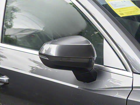 2025�� quattro 45�����ذ� 35TFSI ʱ�ж�����