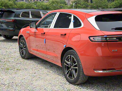 2025�� ����  Ultra ������