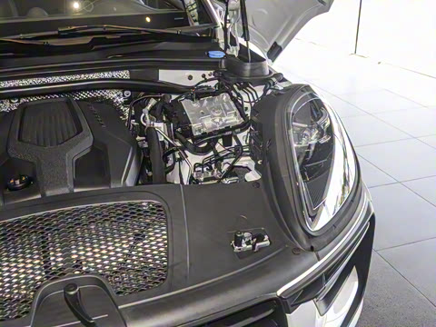 2025�� Macan 2.0T ���ΰ�