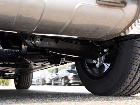 2019�� GLC 260 L 4MATIC ������