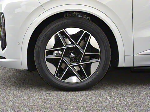 2025�� ����Ultra