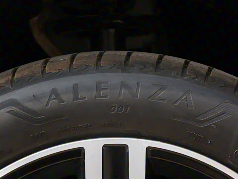 2023�� GLA 220 4MATIC