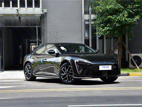 2025�� Pro�����