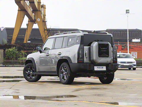 2025 2.0TD DCT XWDԽ+