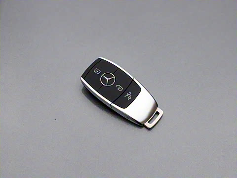 2023�� GLB 220 ʱ����