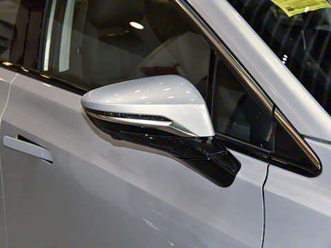 2023�� 70 ����� �������