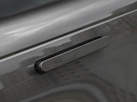 2023�� 3.0 L6 400PS ʢ�������ӳ���