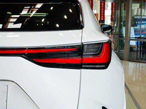 2022�� 350h ȫ�� F SPORT