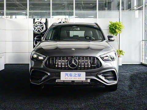 2025�� AMG GLA 35 4MATIC