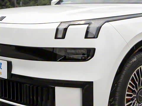 2025�� 2.0T ̽����