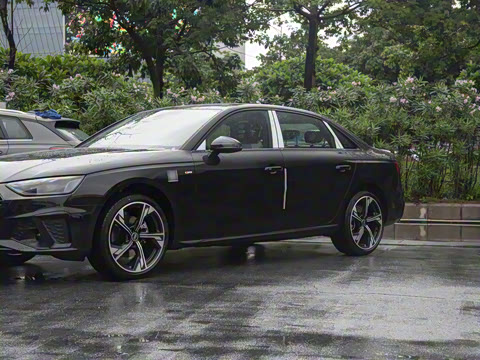 2025�� 200���������� 40 TFSI ���������� B&O ��ҹ��