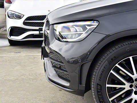 2023�� GLC 260 4MATIC ����SUV