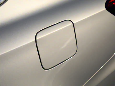 2020�� 300TGI �Զ�ˬ���Ǽݰ�