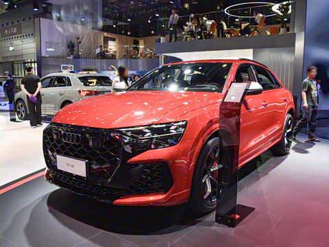 2025�� RS Q8 4.0T performance