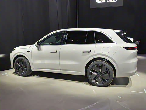 2025�� Max ���ܻ��°�