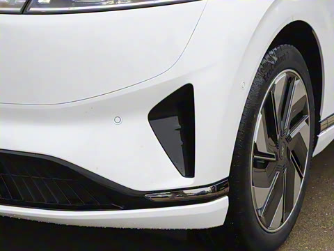 2025�� 210Ultra�Ǽݰ� 6��