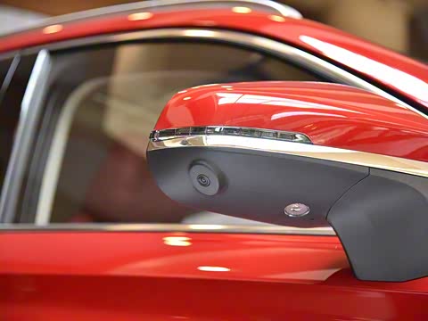 2019�� 2.0T �Զ��ǰ� ��V