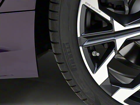 2025�� 330i 50����������