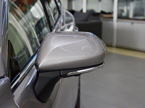 2023�� 2.0L XLE������