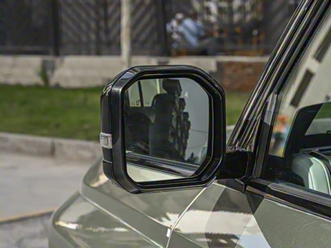 2025�� 501���������