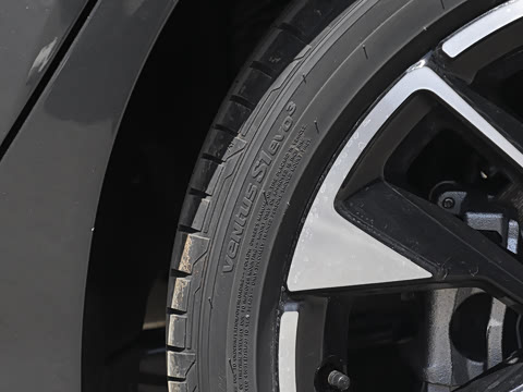 2023�� �Ŀ� Sportback 35 TFSI ʱ���˶���