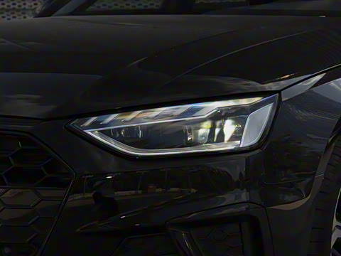 2025�� 200���������� 40 TFSI ����������