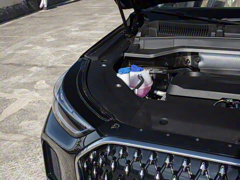 2025�� 2.0T ��������� 7��