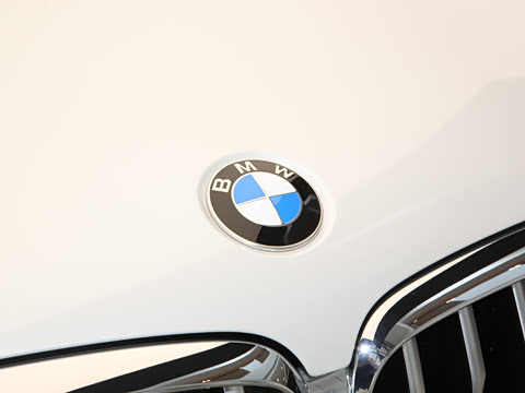 2022�� �Ŀ� xDrive 30Li M�˶���װ