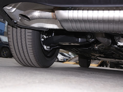 2025�� �Ŀ� GLC 260 4MATIC ����SUV