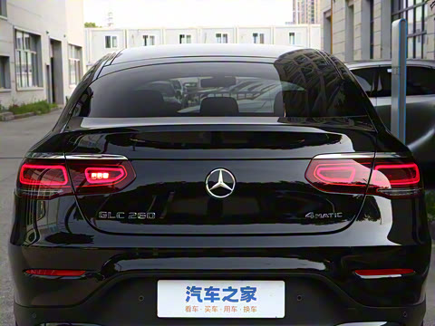 2023�� �Ŀ� GLC 260 4MATIC ����SUV