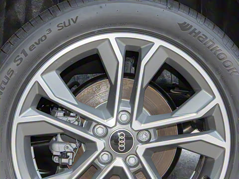 2025�� quattro 45�����ذ� 40TFSI ʱ�ж�����