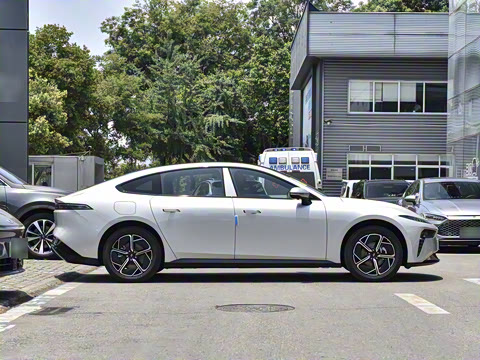 2025�� ���� 230AirѲ����