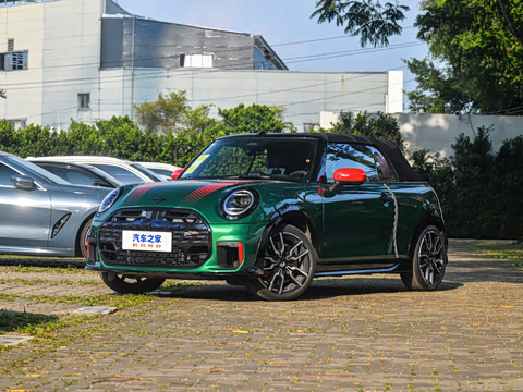 2025�� JOHN COOPER WORKS CABRIO