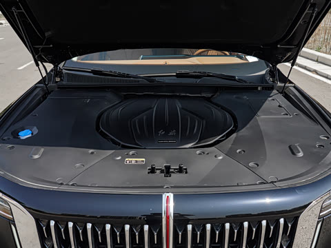 2025�� 2.0T ����������������� 5��