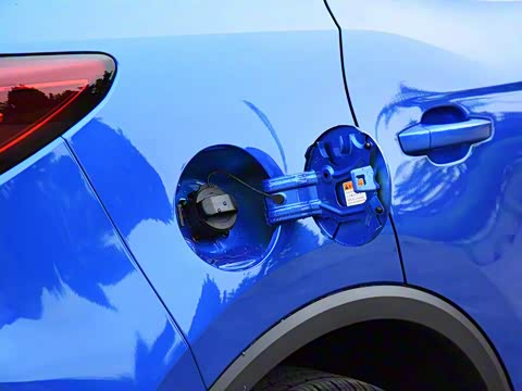 2018�� 1.5L �ֶ�65���Ļ�촰�� ��V