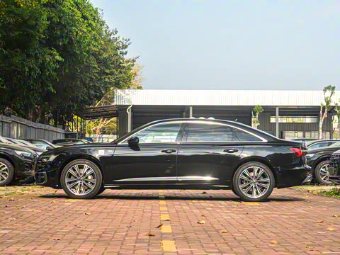 2025�� �Ŀ� 55 TFSI quattro ����������