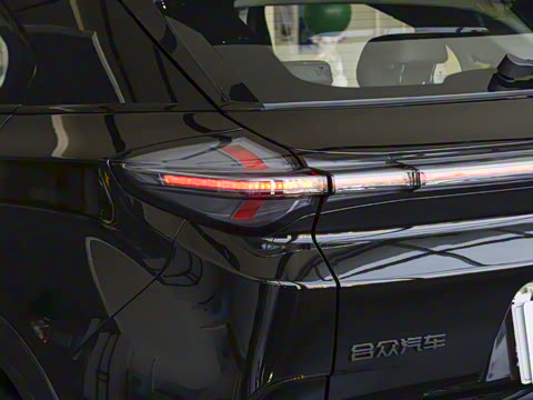 2022�� ��߸U-�� 400 ��Ԫ�