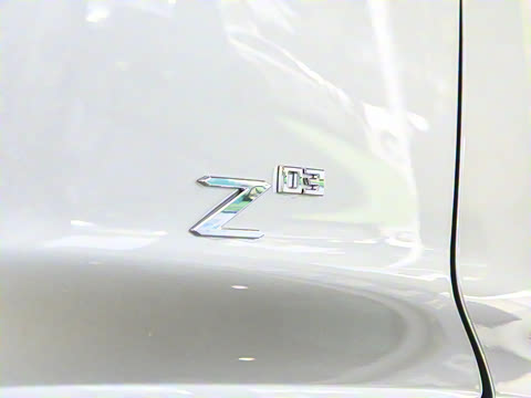 2022�� 620km Z���� 160kW 76.8kWh