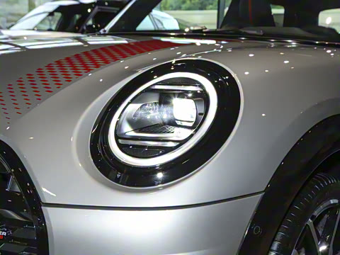 2025�� JOHN COOPER WORKS