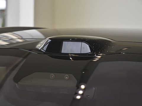 2025�� 75kWh Touring