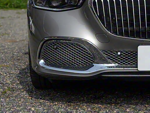 2025�� �Ŀ� S 680 4MATIC